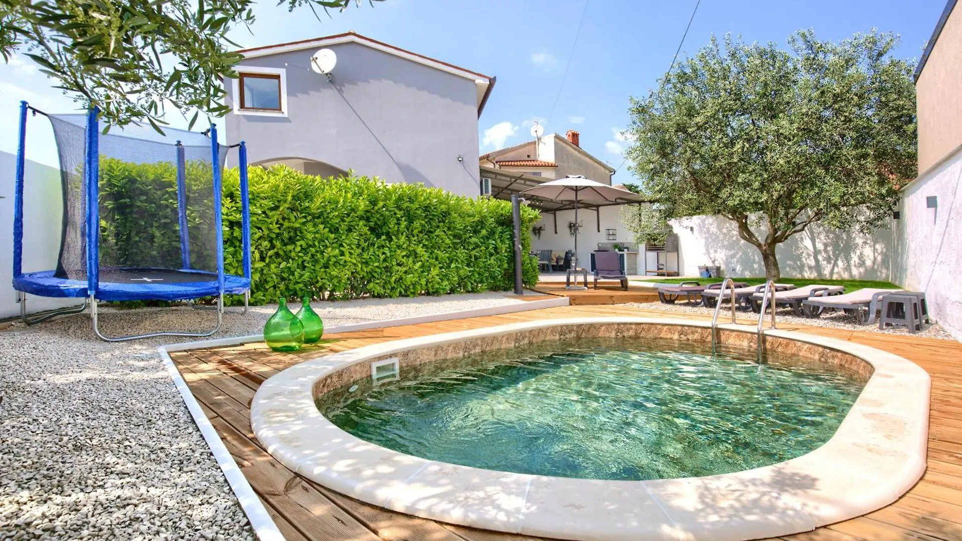 Holiday Home Ulika Pula